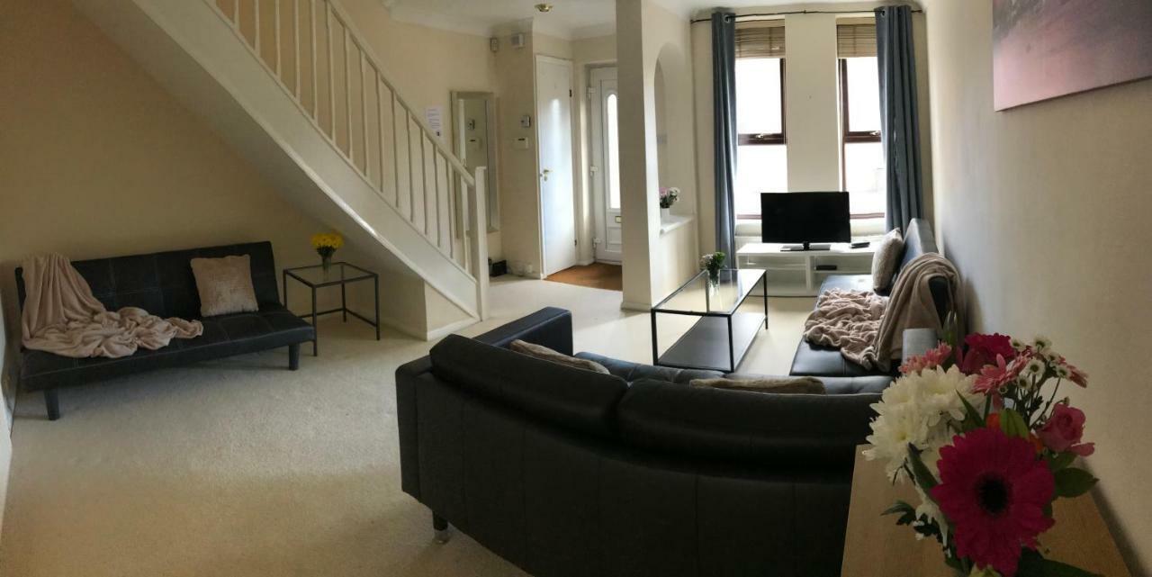 Gunwharf Quays Holiday Homes Портсмът Екстериор снимка