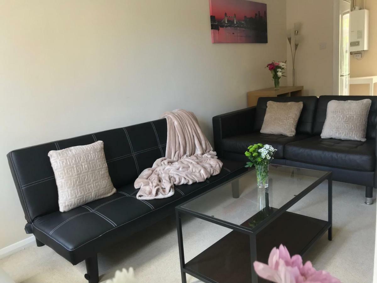 Gunwharf Quays Holiday Homes Портсмът Екстериор снимка