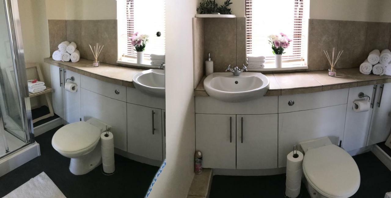 Gunwharf Quays Holiday Homes Портсмът Екстериор снимка